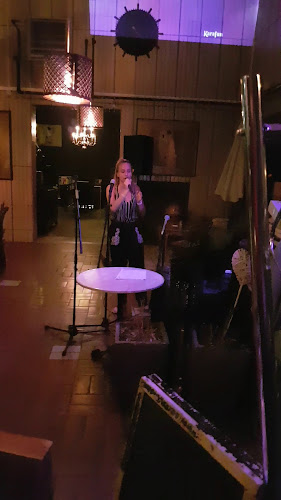 Opinii despre Aga’s Barlounge Groß-Gerau în Groß-Gerau - Gastronomie und Hotellerie