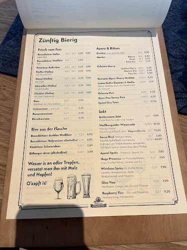 Comentarii opinii despre Benediktiner Wirtshaus im joHanns Hof