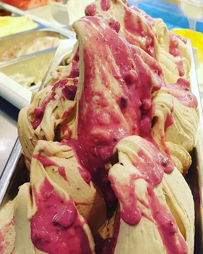 Opinii despre Eiscafé Bella Vita în Buxtehude - Gastronomie und Hotellerie