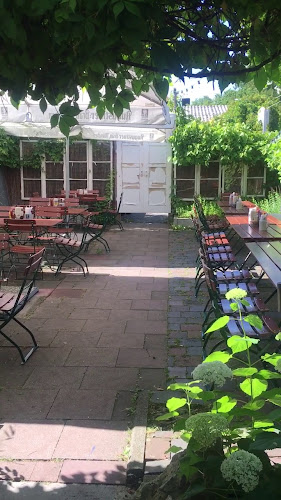 Opinii despre BOTTLES‘N‘BURGERS în Fürstenfeldbruck - Gastronomie und Hotellerie