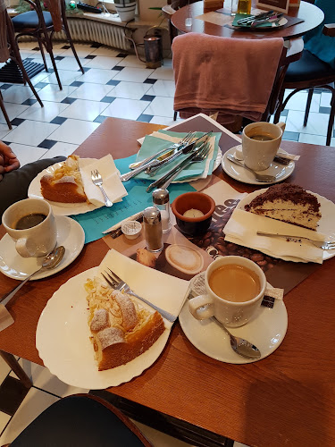 Comentarii opinii despre Café am Brunnen