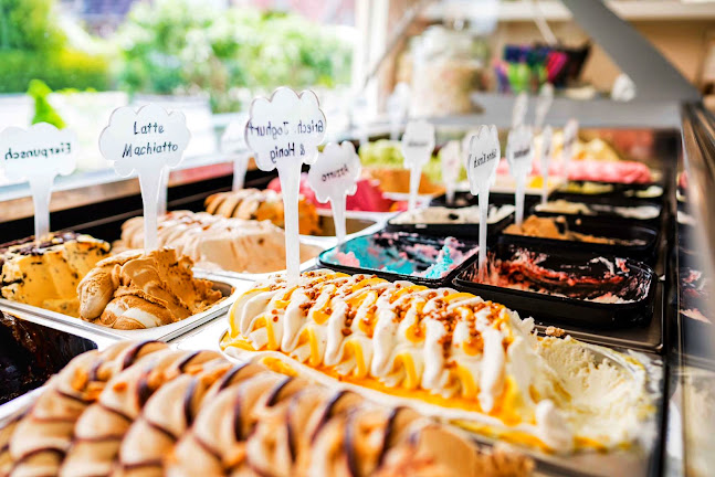 Opinii despre Sahnehäubchen în Varel - Gastronomie und Hotellerie