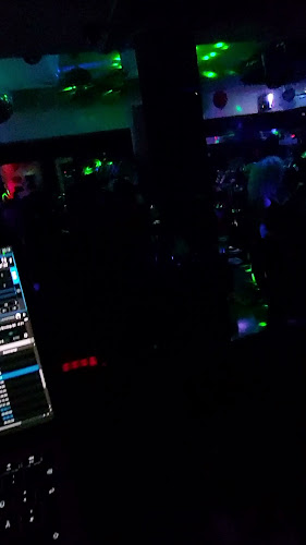 Punto Latino S&V Café Bar Bistro - Gastronomie und Hotellerie