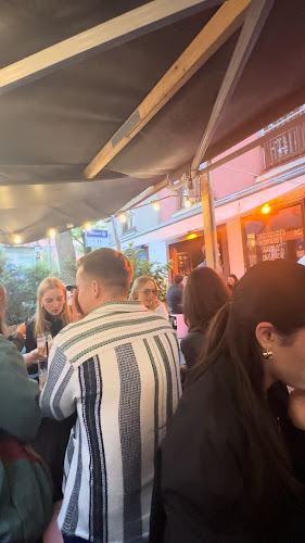 Robinson's Bar - a New York Bar