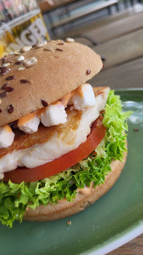 Opinii despre HANS IM GLÜCK - ESSEN Kennedyplatz în Essen - Gastronomie und Hotellerie