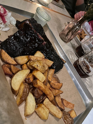 BLACKBEARDS BBQ FACTORY - Gastronomie und Hotellerie