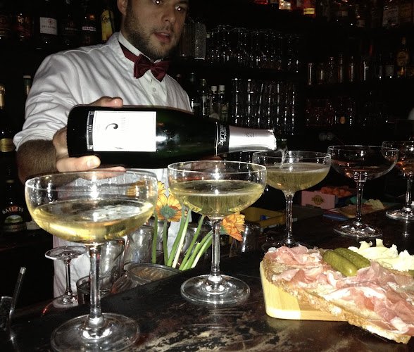 Robinson's Bar - a New York Bar - Gastronomie und Hotellerie