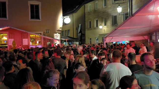 Opinii despre Waikiki Bar în Bayreuth - Gastronomie und Hotellerie