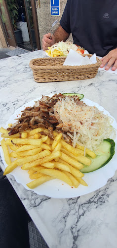 Dimitris Grill - Gastronomie und Hotellerie