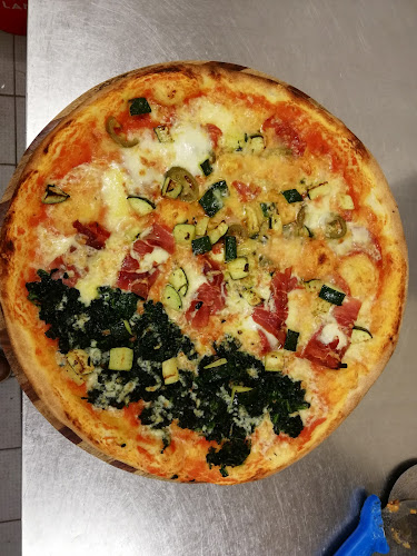 La Taverna - Gastronomie und Hotellerie