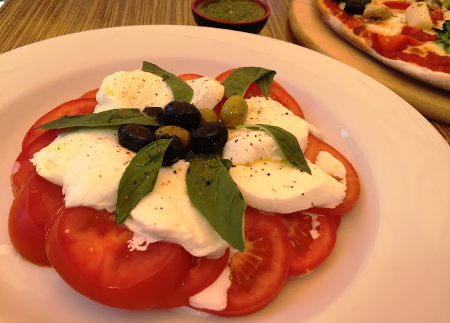 Grand Bar Cafe Restaurant Bar - Berlin