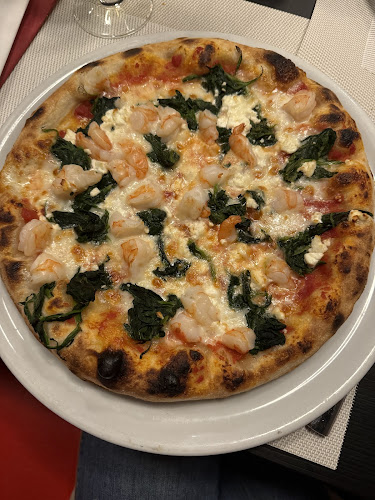 Restaurant Pizza Pie