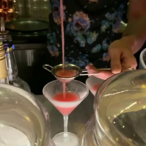 Comentarii opinii despre 100 Gramm Bar & Lounge