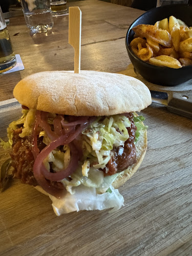 Opinii despre TORHAUS Möhnesee GmbH în Möhnesee - Gastronomie und Hotellerie