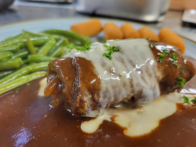 Opinii despre VFV Restaurant Zum Sportpark Hildesheim în Hildesheim - Gastronomie und Hotellerie