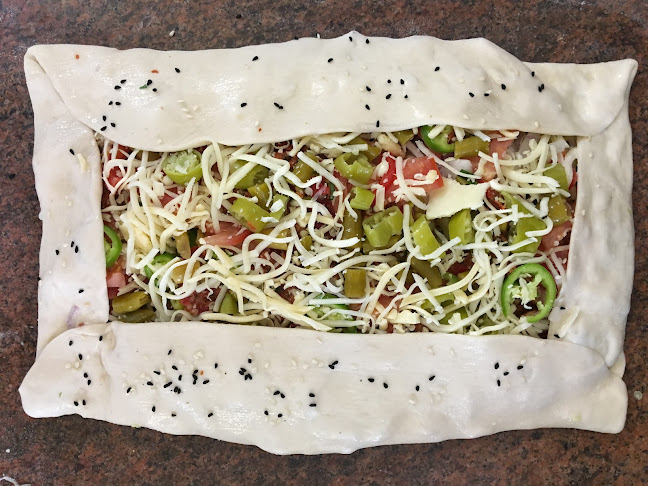 Ernst-Reuter-Platz 1, 70499 Stuttgart