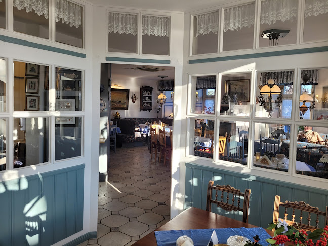 Ostfriesische Teestube am Hafen - Gastronomie und Hotellerie