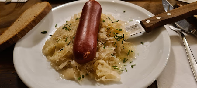 Opinii despre Apfelwein-Wirtschaft Fichtekränzi în Frankfurt am Main - Gastronomie und Hotellerie