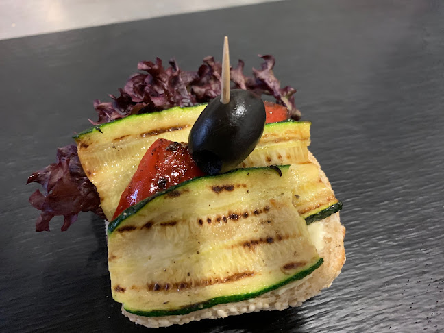 Comentarii opinii despre Krüger`s food Factory & Hamburg Fingerfood