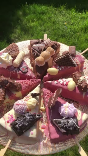 Opinii despre Cinderella‘s Café Bubbletea & Bubblewaffle în Landsberg am Lech - Gastronomie und Hotellerie