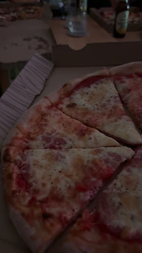 Pizzeria Da Maurizio - Gastronomie und Hotellerie