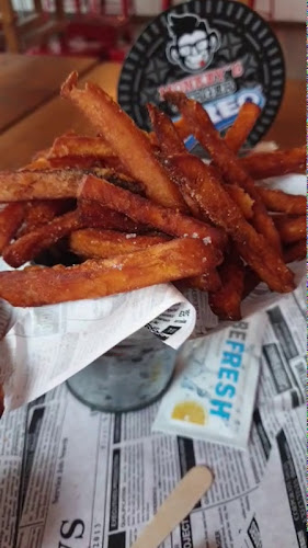 Opinii despre Monkey‘s Burger în Obertshausen - Gastronomie und Hotellerie