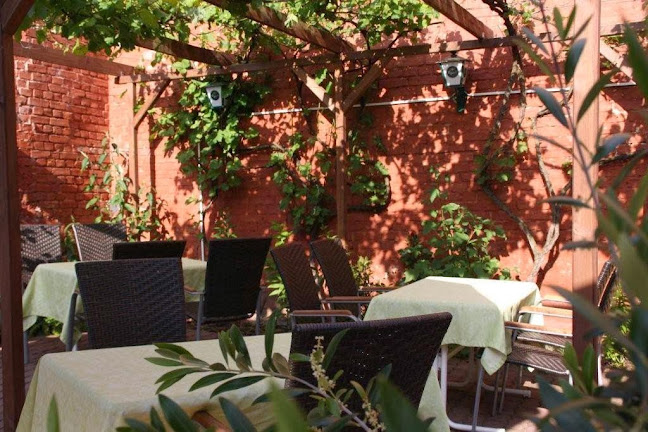 Opinii despre Restaurant und Hotel Olive în Greifswald - Gastronomie und Hotellerie