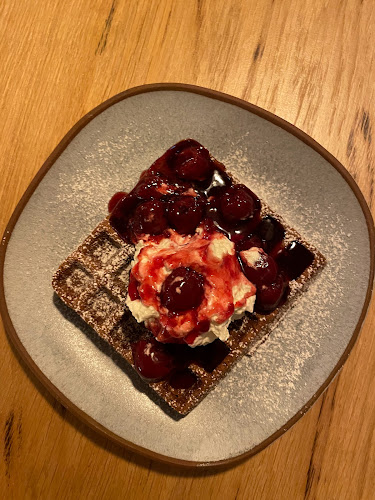 Comentarii opinii despre Simply Melis