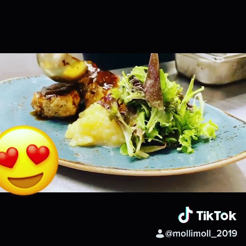 Stadthotel Waldhorn | Restaurant Holz & Feuer - Kirchheim unter Teck