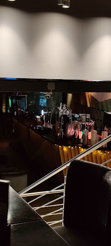 Comentarii opinii despre Infinity Lounge