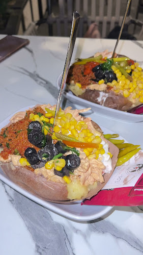 Opinii despre Café Peri în Berlin - Gastronomie und Hotellerie