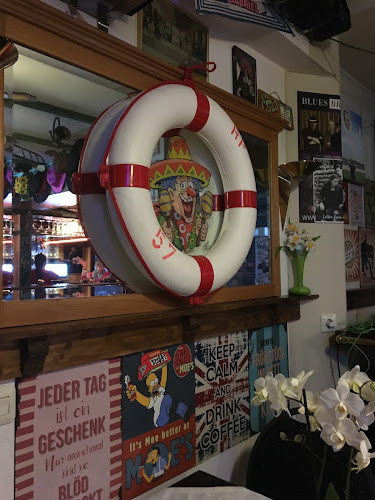 Comentarii opinii despre Cantina Estrella's