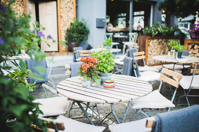 Comentarii opinii despre Fredrik - Saarbrücken