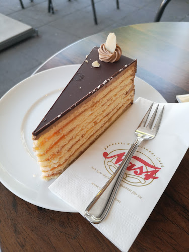 Comentarii opinii despre Bäckerei Konditorei Café Nast