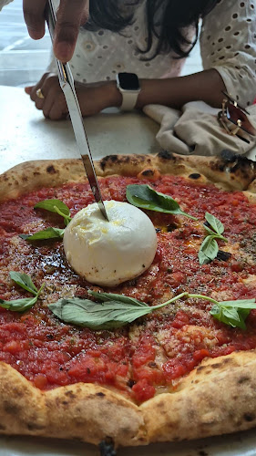 Opinii despre W Pizza Mitte în Berlin - Gastronomie und Hotellerie