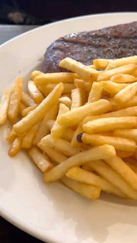 John Benton, Ulm - Gastronomie und Hotellerie