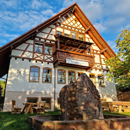 Gourmet-Restaurant & Weinberggarten SPRINGBRUNNEN Sklenar - Gastronomie und Hotellerie