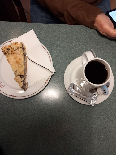 Cafe & Bistro am Brunnen - Gastronomie und Hotellerie