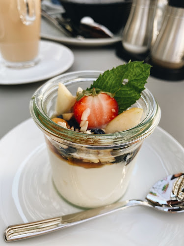 Comentarii opinii despre Steve's Café & Tagesbar