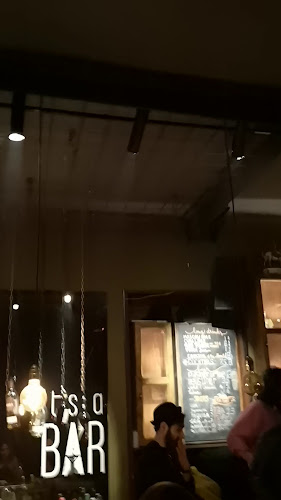 Opinii despre It's a Bar în Berlin - Gastronomie und Hotellerie