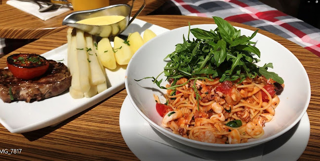 Grand Bar Cafe Restaurant Bar - Gastronomie und Hotellerie