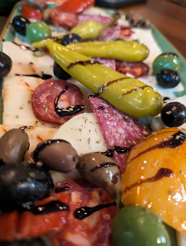 Pizzeria Paradiso - Gastronomie und Hotellerie