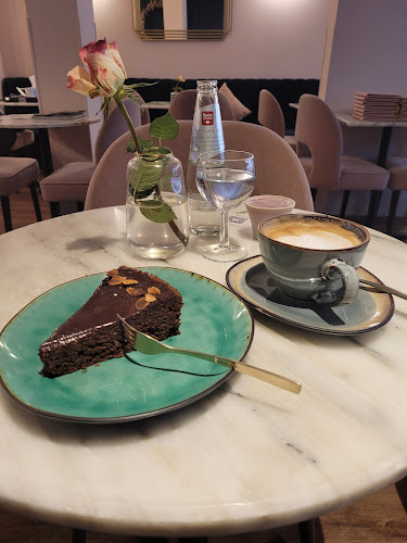 O‘ Petit Paris - Gastronomie und Hotellerie