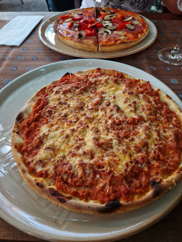 Opinii despre Bella Italia Münzesheim în Kraichtal - Gastronomie und Hotellerie