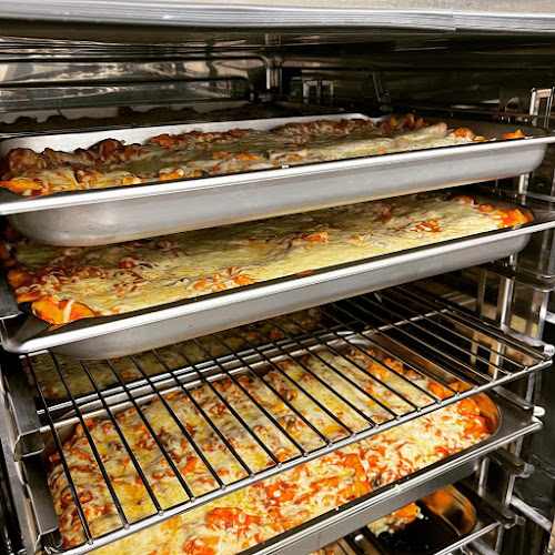 Lars Ninnemann ,,Party-Service`´ in Schuby Nur noch für Kindergärten- Schulen-Werkstätten