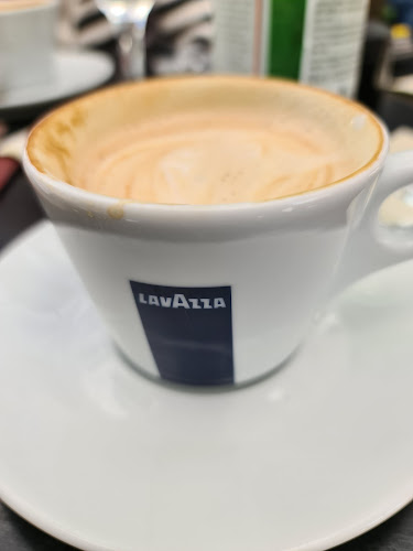 Opinii despre Eiscafe Banco în Stuttgart - Gastronomie und Hotellerie