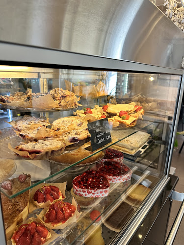 Opinii despre Sachsenhäuser Feinbäckerei în Frankfurt am Main - Gastronomie und Hotellerie