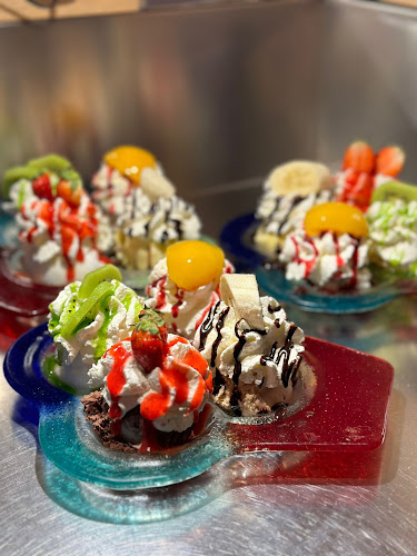 Eiscafé "Eis Bof" - Gastronomie und Hotellerie
