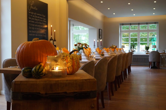 WALDbistro - Restaurant Gut Waldhof - Gastronomie und Hotellerie