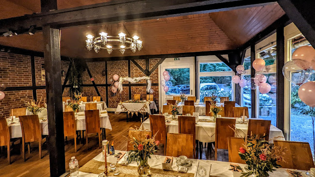 Restaurant Waldwirtschaft Alter Kanal - Gastronomie und Hotellerie